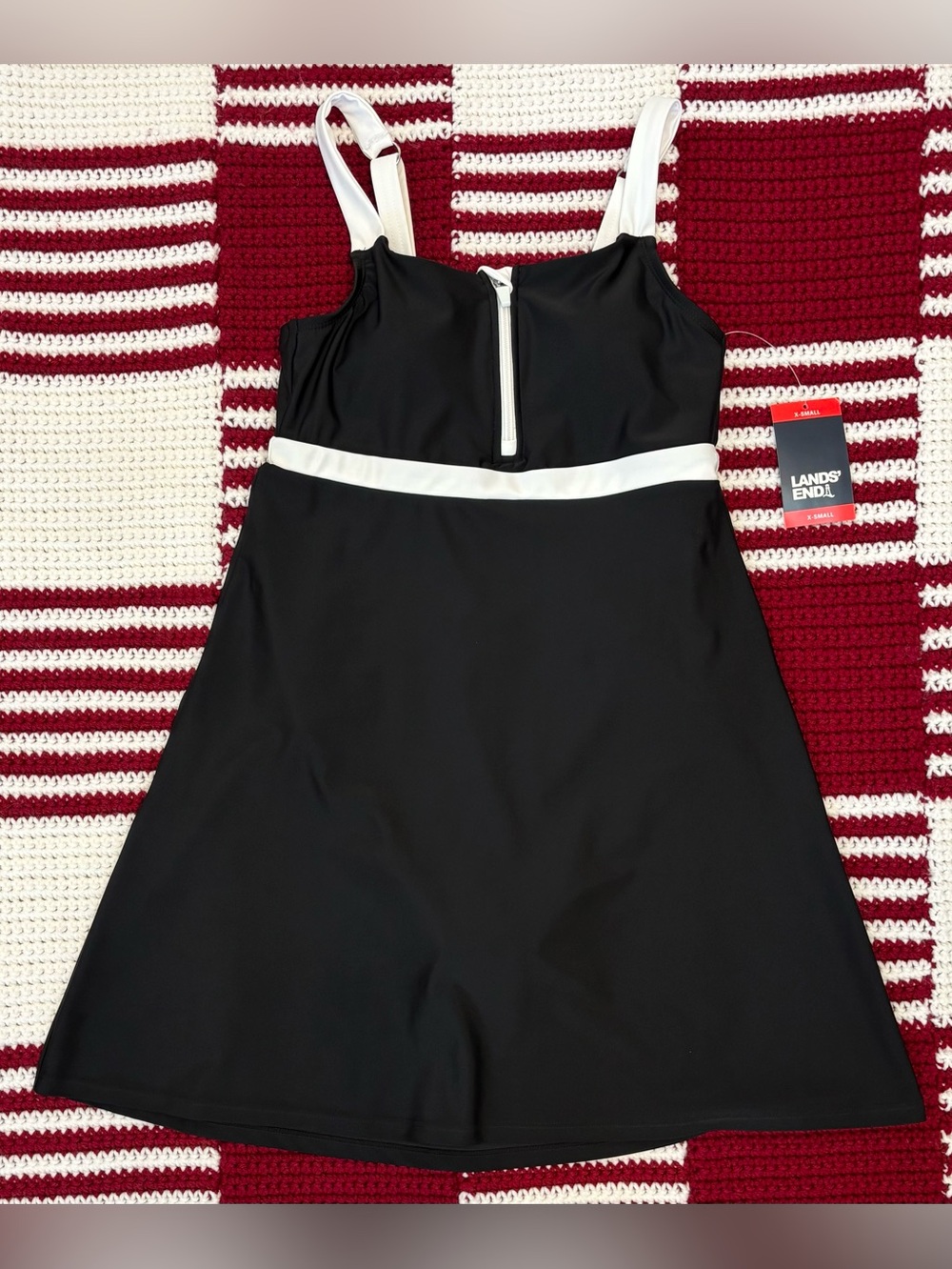NWT Lands' End Women Zipper Front Swim Dress, Sz XS, Black with White Trim - Picture 2 of 16